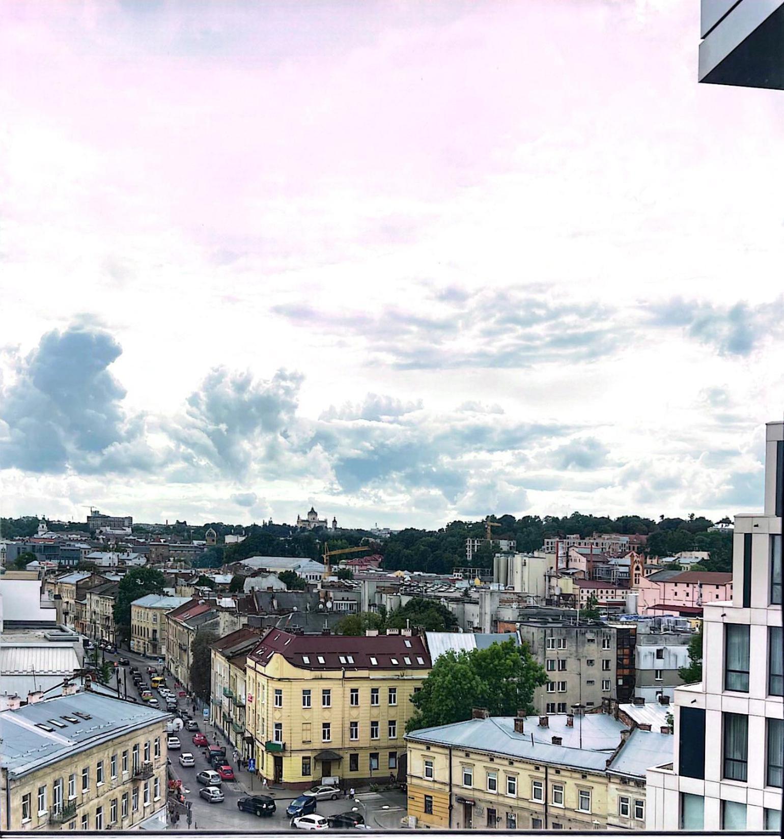 公寓 Forum Lviv